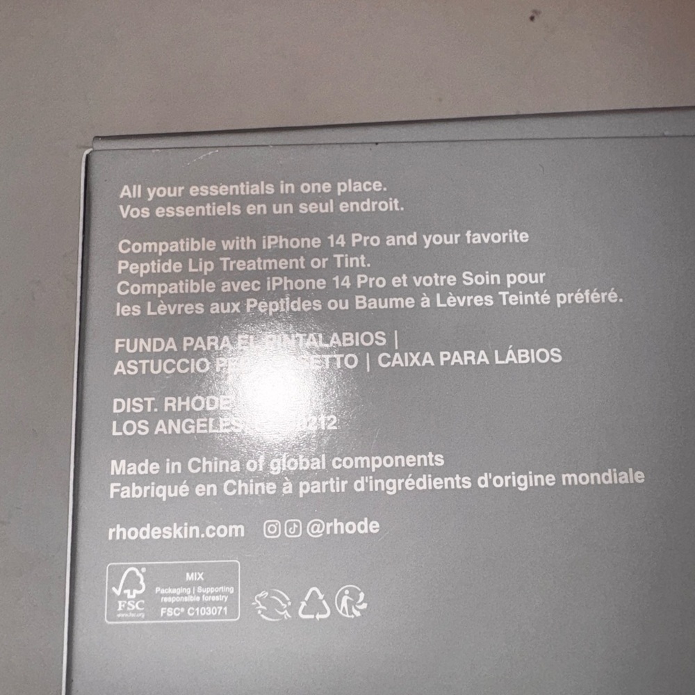 RHODE Lip Case in Silver- BRAND NEW - Picture 3 of 5